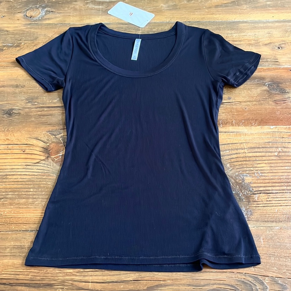 Fabletics t-shirt